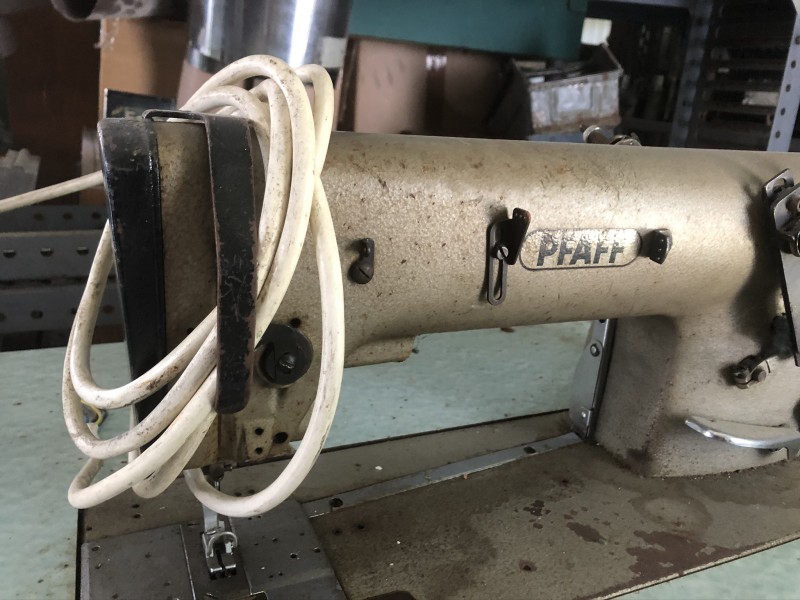 Pfaff 463-BL ipari varrógép