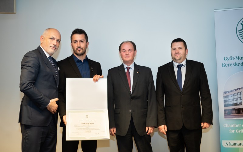 Verleihung des Master-Abschlusses bei GYMSKIK &ndash; 06.11.2018.